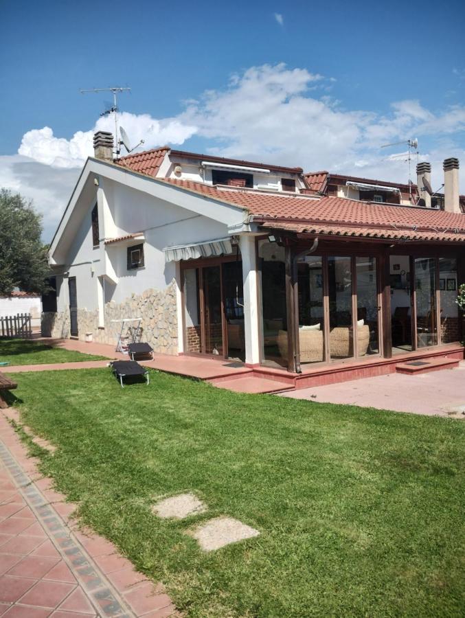 Villa Mery L'Americano 外观 照片